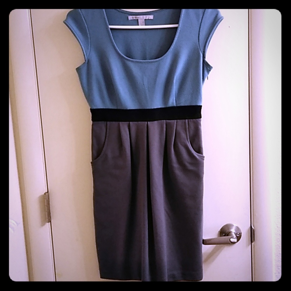Cap sleeve dress